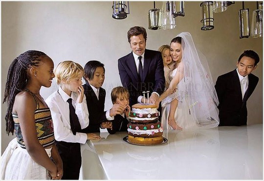 Angelina kết hôn cùng Brad Pitt
