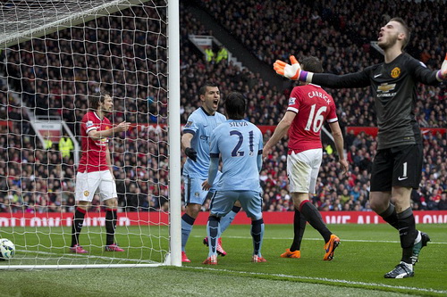 Aguero là điểm sáng hiếm hoi mùa này ở Man City