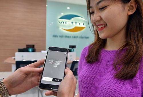 Với dịch vụ Bankplus - Chuyển tiền tận nhà, người dùng chỉ cần thao tác trên di động Ảnh: Hà An Với dịch vụ Bankplus - Chuyển tiền tận nhà, người dùng chỉ cần thao tác trên di động Ảnh: Hà An