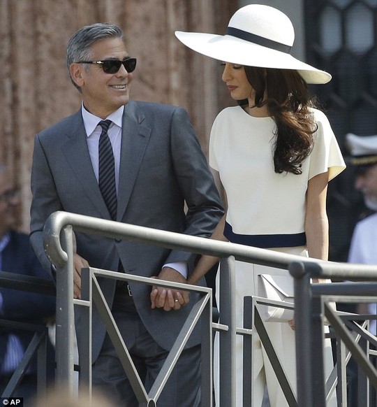 George Clooney và vợ