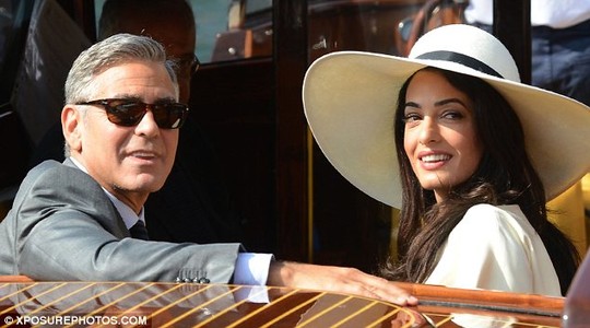 Vợ chồng George Clooney giàu có