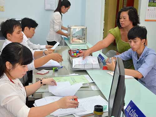 Cán bộ, công chức UBND phường 7, quận Tân Bình, TP HCM trong giờ làm việc. (Ảnh chỉ có tính minh họa) Ảnh: Tấn Thạnh