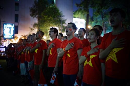 Hội CĐV Bóng đá Việt Nam luôn sát cánh cùng đội tuyển dù thành công hay thất bại