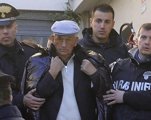 Peppino Marciano (giữa), một “ông trùm” của ‘Ndrangheta, bị bắt Ảnh: IL SECOLO XIX