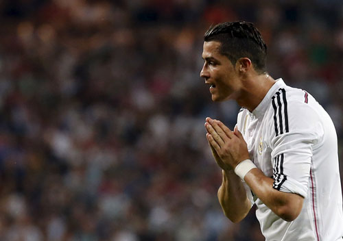Diego Alves là thủ môn đầu tiên hai lần thắng được Ronaldo trên chấm 11 m Ảnh: REUTERS