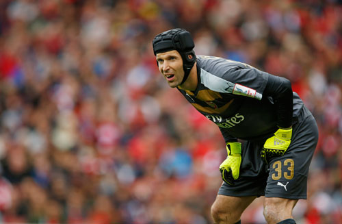 Cech sẽ là điểm nhấn đáng chú ý nhất của derby London tối 2-8                                                     Ảnh: REUTERS