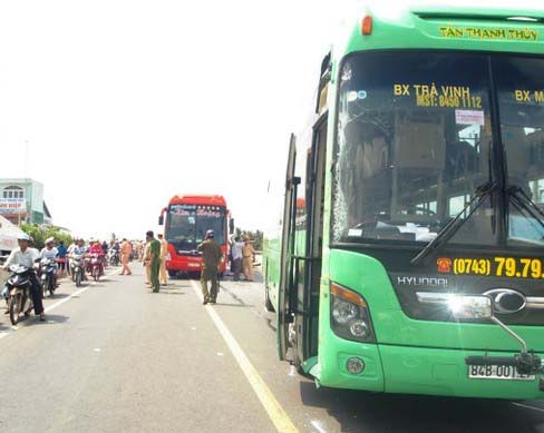 Do liên quan đến vụ tai nạn thảm khốc trên cầu Ba Si nên cả 2 tài xế xe Tân Thanh Thủy và Kim Hoàng đã bị gia hạn thêm thời gian tạm giữ để phục vụ điều tra