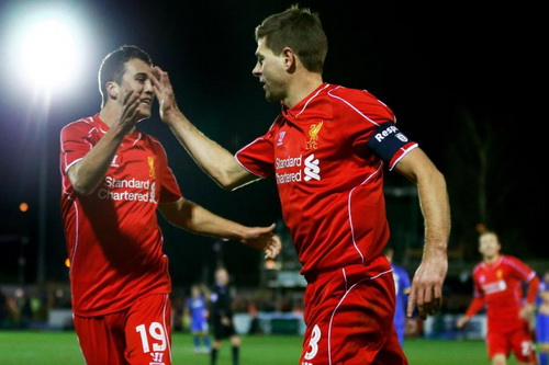 Steven Gerrard ghi cú đúp, đưa Liverpool vào vòng 4 FA Cup