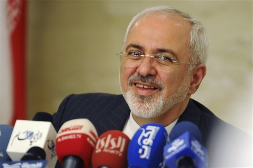 Ngoại trưởng Iran Mohammad Javad Zarif tại cuộc họp báo ở Kuwait hôm 26-7. Ảnh: AP