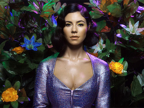 Marina and the Diamonds (Marina Diamandis) - giọng ca ấn tượng và quyến rũ của dòng nhạc indie Nguồn: Billboard