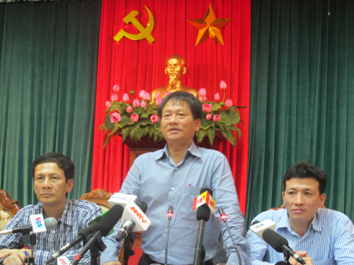 Ông Phan Đăng Long (đứng): Ban cán sự Đảng UBND TP sẽ báo cáo Thủ tướng, Ban Bí thư đầy đủ, chi tiết vụ chặt cây xanh