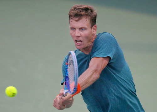 Berdych thất bại khó hiểu, dừng bước ở tứ kết