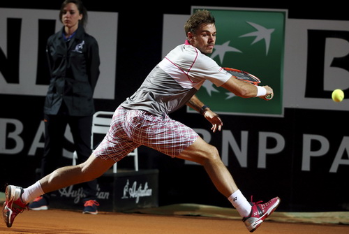 Wawrinka không thể làm hơn đồng hương Federer