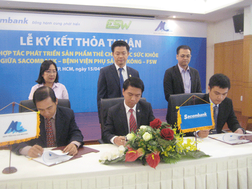 (Sacombank), Bệnh viện Phụ sản Mêkông và Công ty Cổ phần Công nghệ FSW đã ký kết thỏa thuận hợp tác phát triển sản phẩm Thẻ Chăm sóc sức khỏe