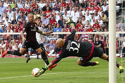 Tom Carrroll ghi bàn thứ nhì cho Tottenham trước Milan