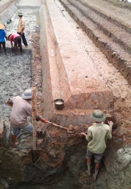 Hào thành phát lộ trong lần đầu tiên được các nhà khoa học tổ chức khai quật. Ảnh Trung tâm di sản Thành Nhà Hồ cung cấp