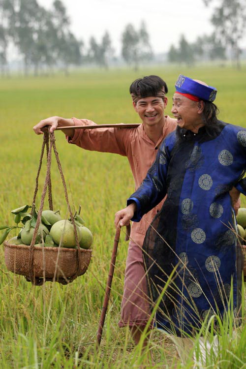 Xuân Bắc trong phim hài Tết “Không hề biết giận” chiếu năm 2012