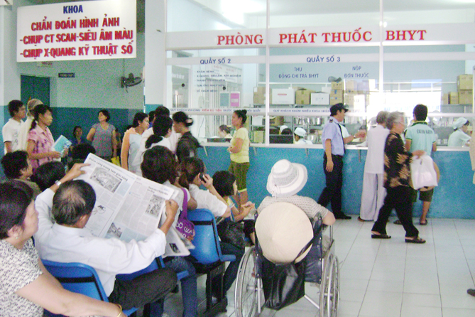 Medical examination and treatment at the opposite level of the province, which is entitled to 100% medical insurance from 2021: What is the problem?  Photo 1.