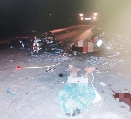 Hiện trường vụ tai nạn làm 5 người chết ở tỉnh Bà Rịa - Vũng Tàu Ảnh: NGỌC GIANG