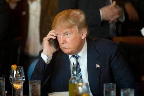 Tổng thống Mỹ đắc cử Donald Trump đã trò chuyện với 44 vị nguyên thủ quốc gia, tính đến ngày 30-11 Ảnh: AP