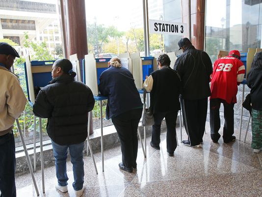 Cử tri bang Wisconsin được phép bỏ phiếu lại đến 3 lần trước cuộc bầu cử chính thức Ảnh: Milwaukee Journal Sentinel