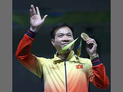 
Xạ thủ Hoàng Xuân Vinh chắc chắn giành ngôi đầu với thành tích 1 HCV, 1 HCB Olympic 2016Ảnh: REUTERS
