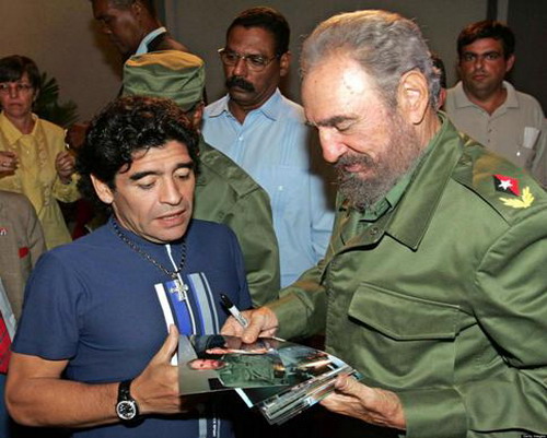 Diego Maradona và lãnh tụ Fidel Castro