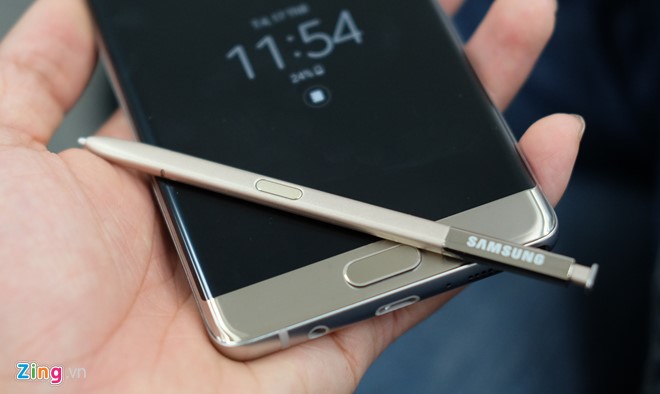 Mở hộp Galaxy Note 7 sắp bán ở Việt Nam