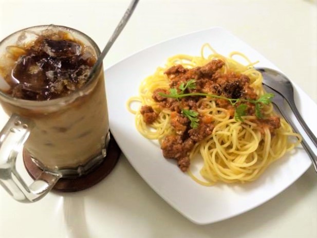  Mì Ý sốt cà chua bò bằm phô mai đơn giản, dễ làm 