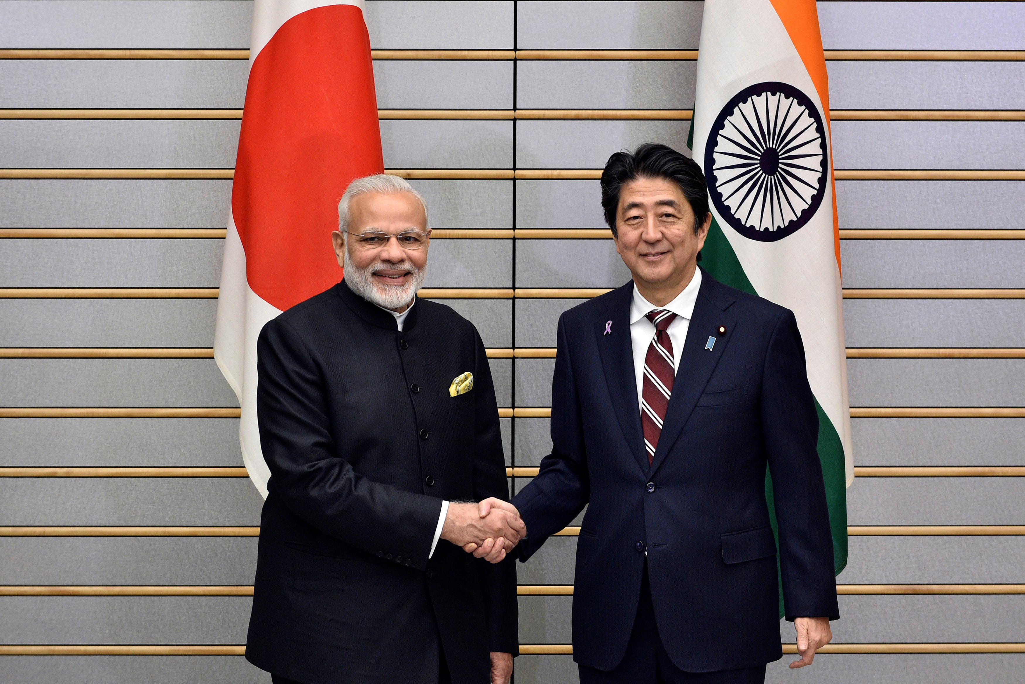 В китае японии и индии в новое. Нарендра моди и Синдзо Абэ. Narendra Modi Shinzo Abe. Индия и Япония. Индия и Япония отношения.