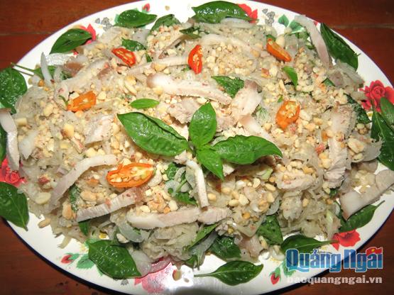  Đĩa gỏi chua rau chuối 