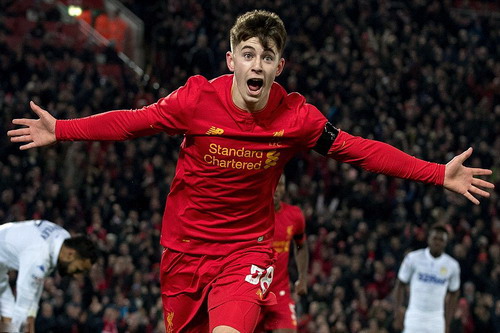 Tài năng trẻ Ben Woodburn tỏa sáng với bàn thắng phút 81