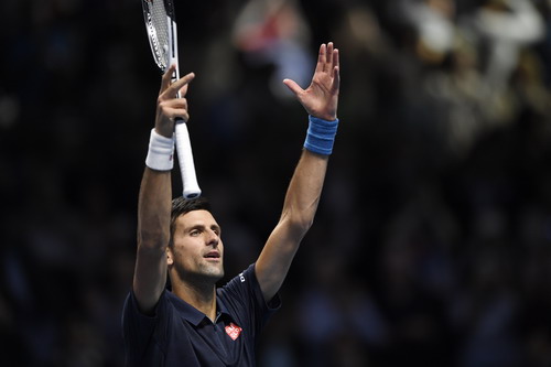 Djokovic thở phào vào bán kết