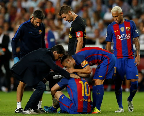 Messi chấn thương, Barcelona mất thắng