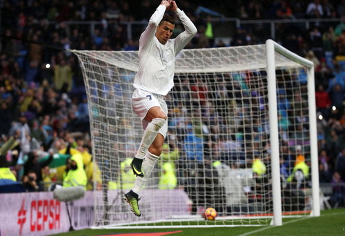 Ronaldo ghi bàn trong trận El Clasico mới nhất với Barcelona