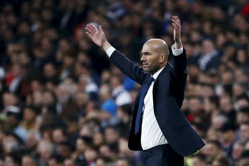Rộ tin Zidane thay Mourinho, mời Henry và Evra làm cộng sự - Ảnh 4.