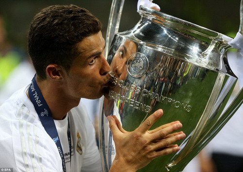 Ronaldo ba mùa giành 2 chức vô địch Champions League
