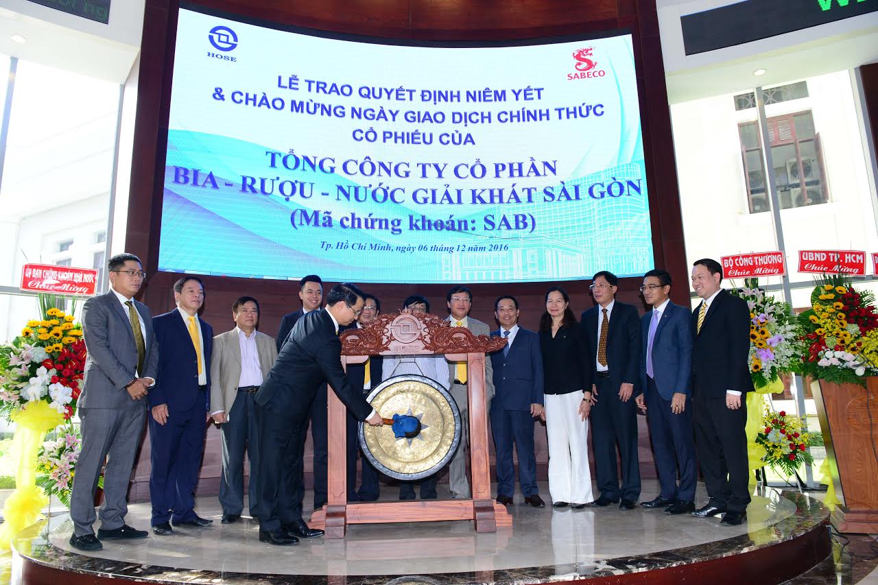 Cổ phiếu Sabeco "cháy hàng" ngay những phút đầu tiên - Báo Người lao động
