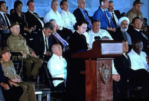 
Chủ tịch Quốc hội phát biểu tưởng niệm Lãnh tụ Cuba Fidel Castro - Ảnh: VOV
