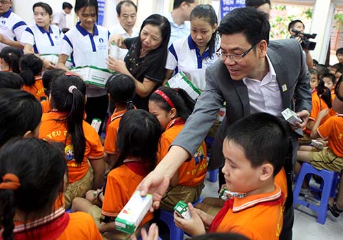 Lễ phát động chương trình sữa học đường năm 2016