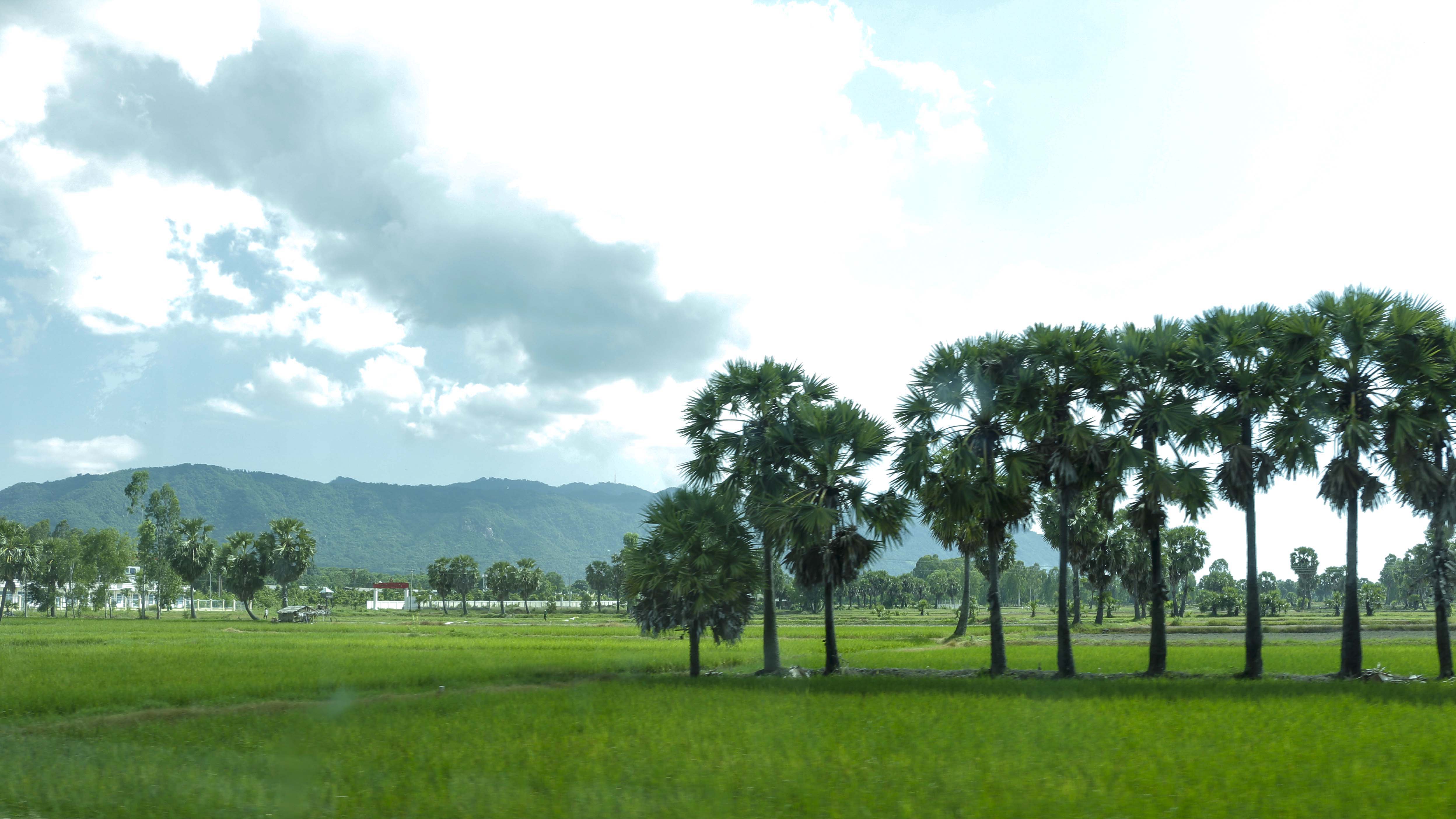 Những hình ảnh tuyệt đẹp trên “nóc nhà miền Tây” - Báo Người lao động