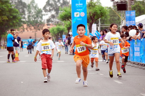 HCMC Marathon 2018 thu hút hơn 5.000 VĐV - Ảnh 1.