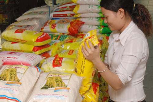 Gạo cao cấp ngày càng nhiều trên thị trường Ảnh: TẤN THẠNH
