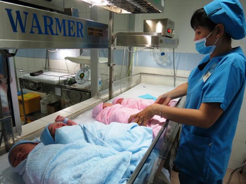 Các bé mới sinh được chăm sóc tại Bệnh viện Từ Dũ