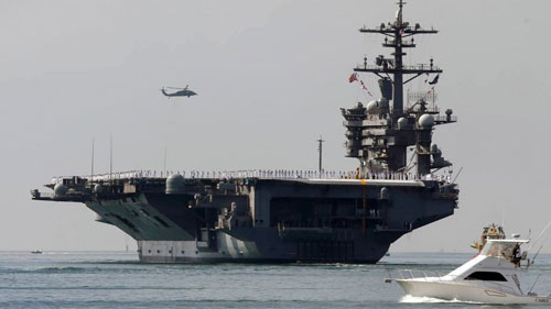 Tàu sân bay USS Carl Vinson của Mỹ đã được điều động đến biển Đông Ảnh: AP