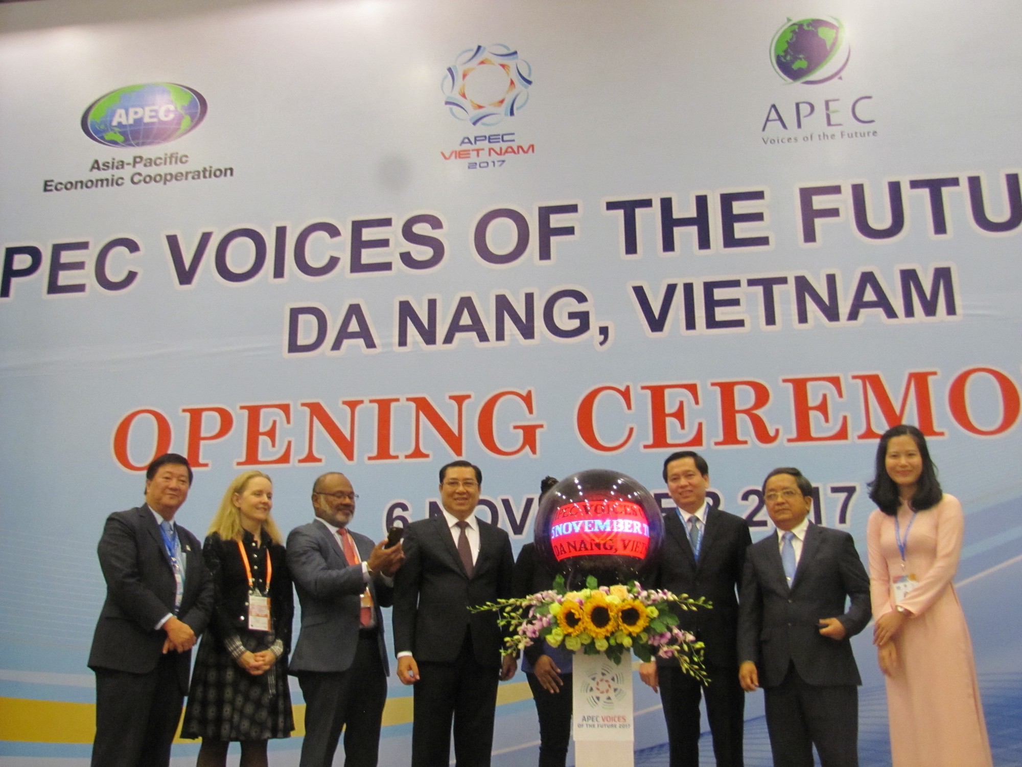 Diễn đàn Tiếng nói tương lai APEC 2017 gắn các thanh niên xích lại gần ...