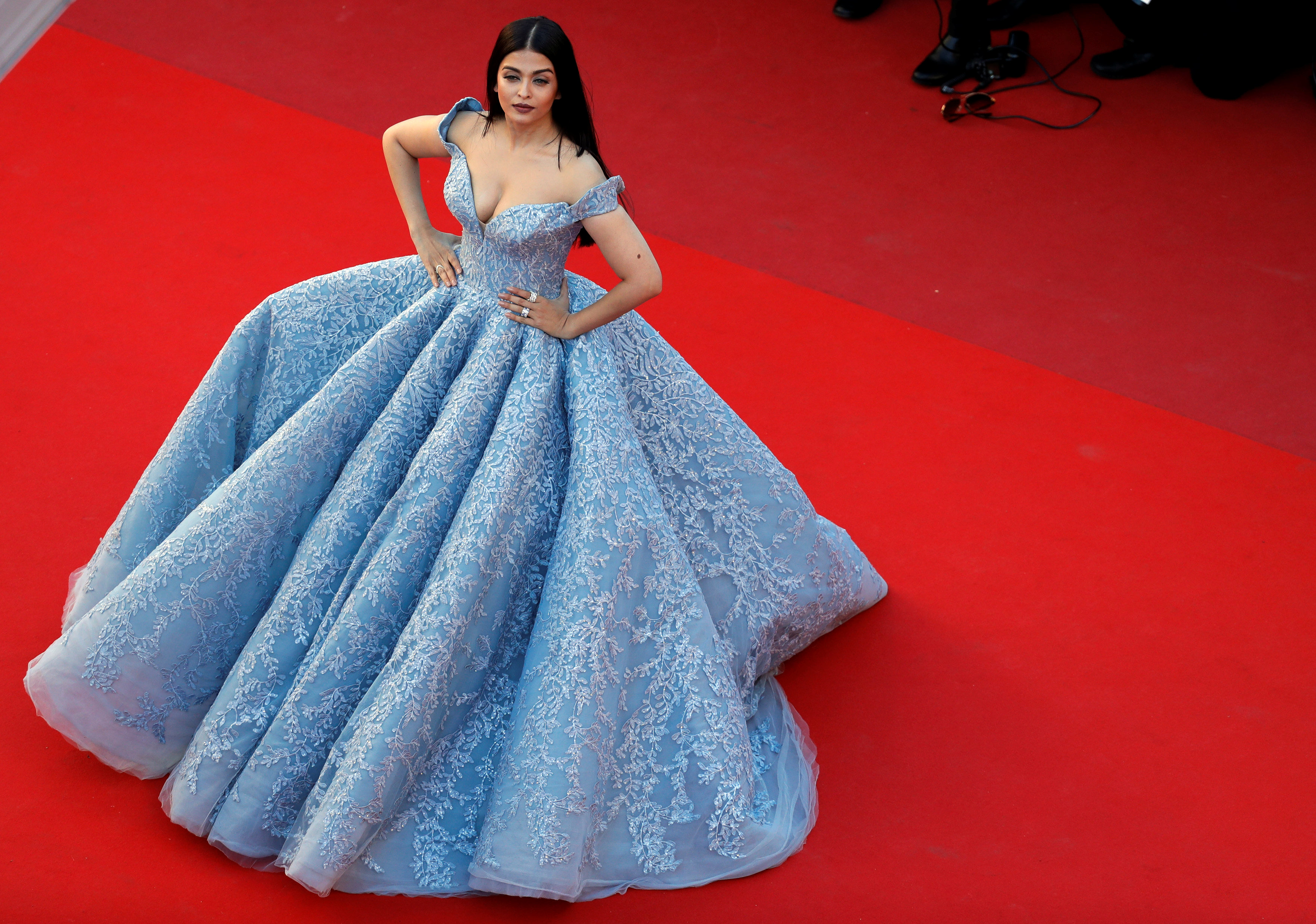 Mỹ nhân Aishwarya Rai lộng lẫy trên thảm đỏ Cannes - Báo Người lao động