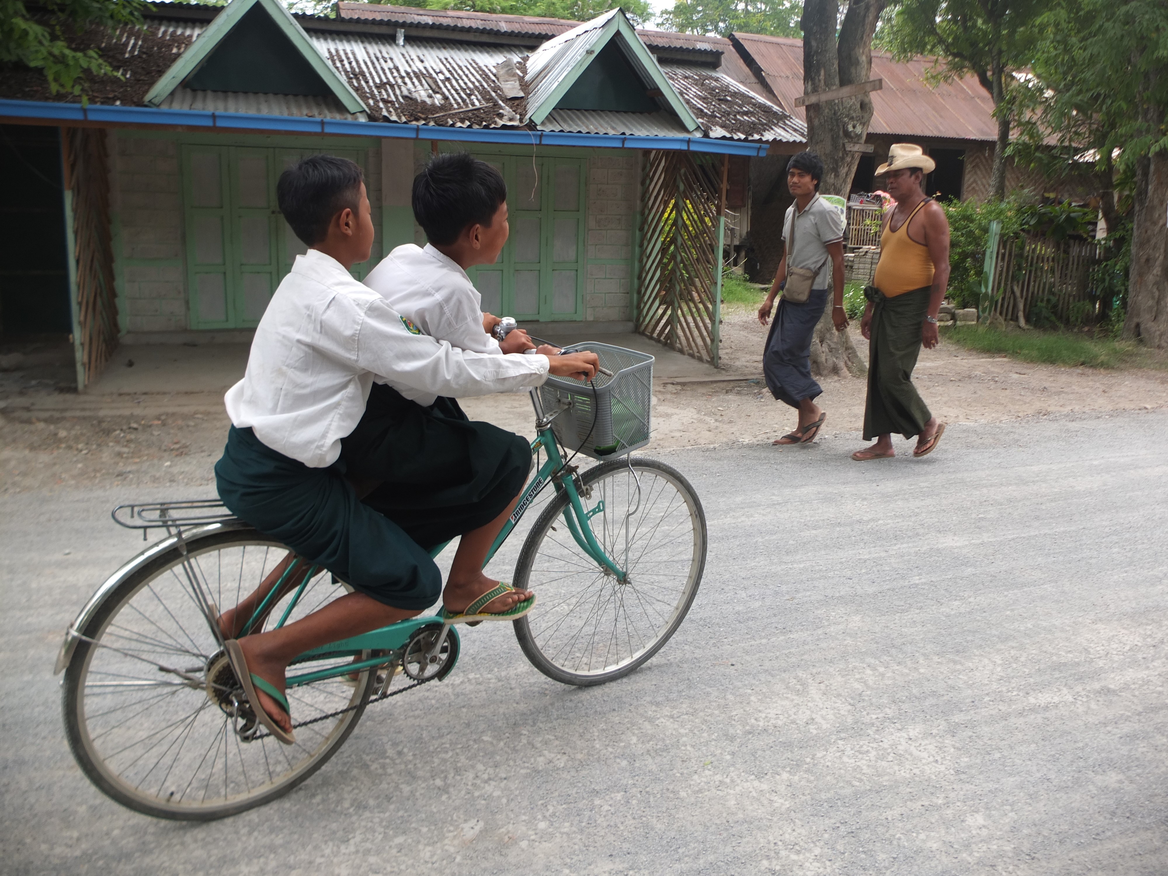 Myanmar: Đến, soi và mỉm cười nhẹ nhõm - Ảnh 4.