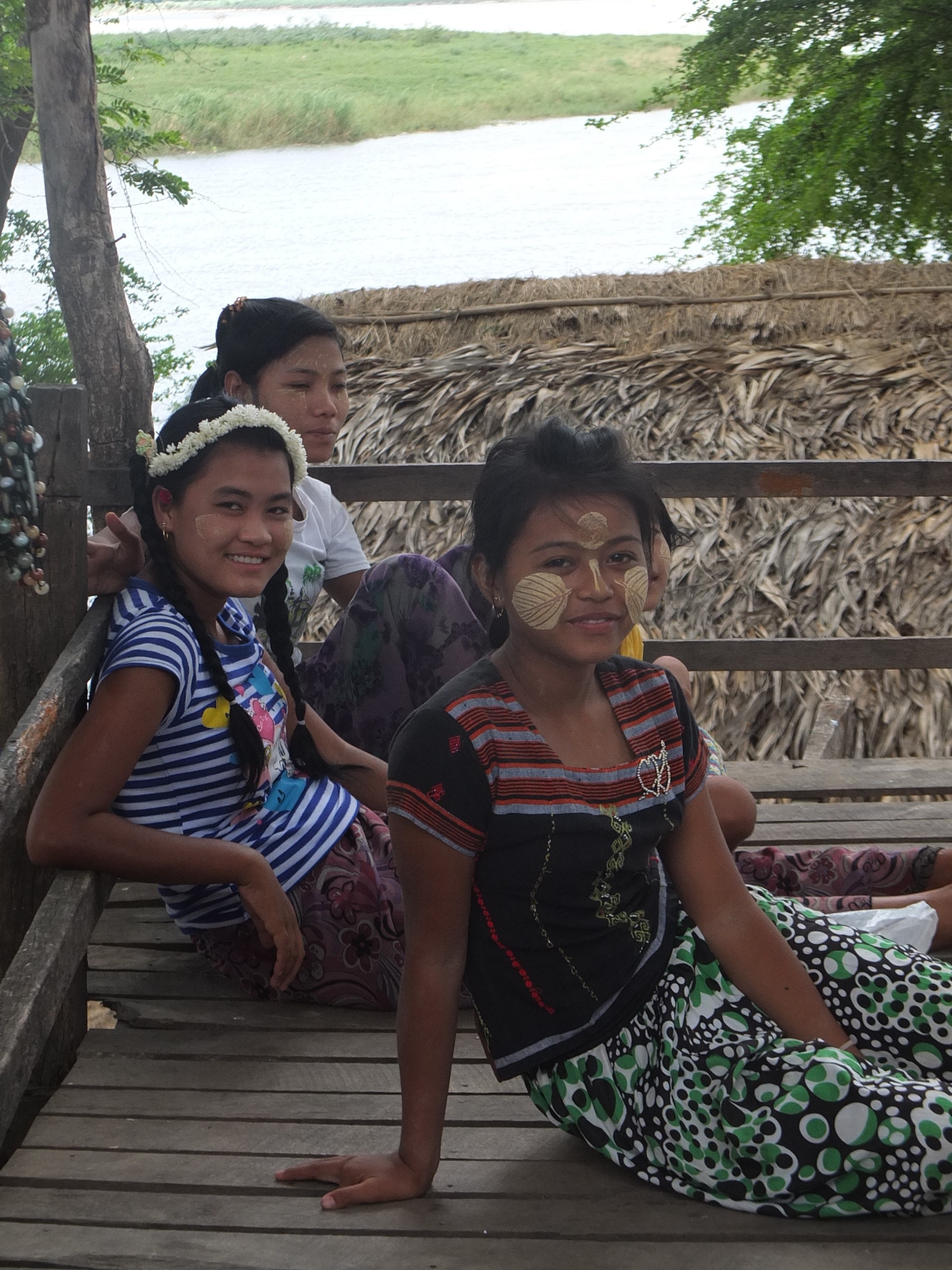 Myanmar: Đến, soi và mỉm cười nhẹ nhõm - Ảnh 7.