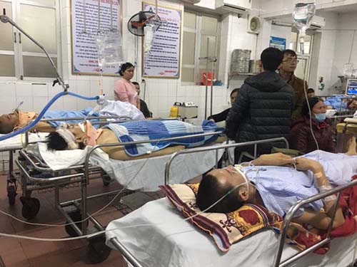 Tại các bệnh viện tuyến cuối, hầu hết bệnh nhân được yêu cầu làm lại xét nghiệm trước khi điều trị. (Ảnh chỉ có tính minh họa)